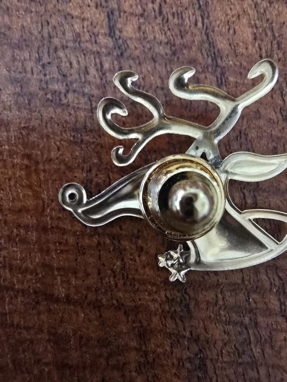 10k Yellow Gold Lapel Pin Or Tie Tack Of A Reindeer Or Elk Head.